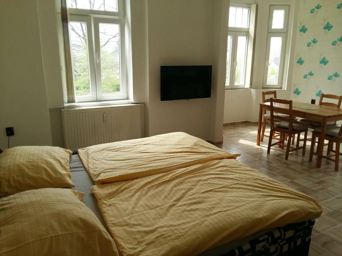 Penzion Jungmannova Šluknov Exteriör bild